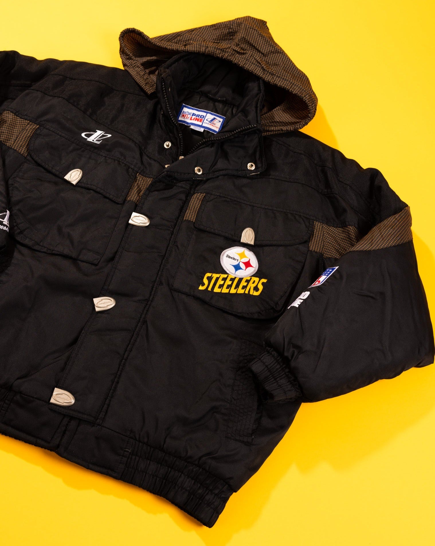 Sale Vintage Pittsburgh Steelers logo athletic jacket