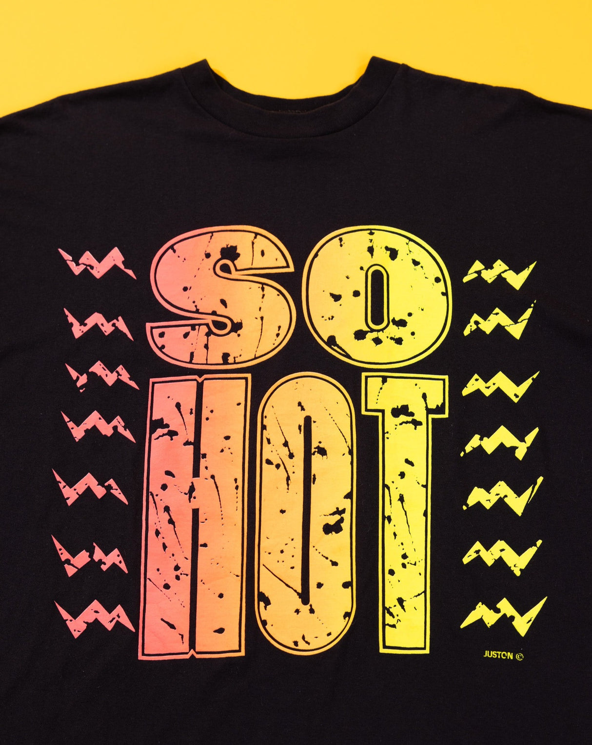 Vintage 80/90s So Hot T-shirt