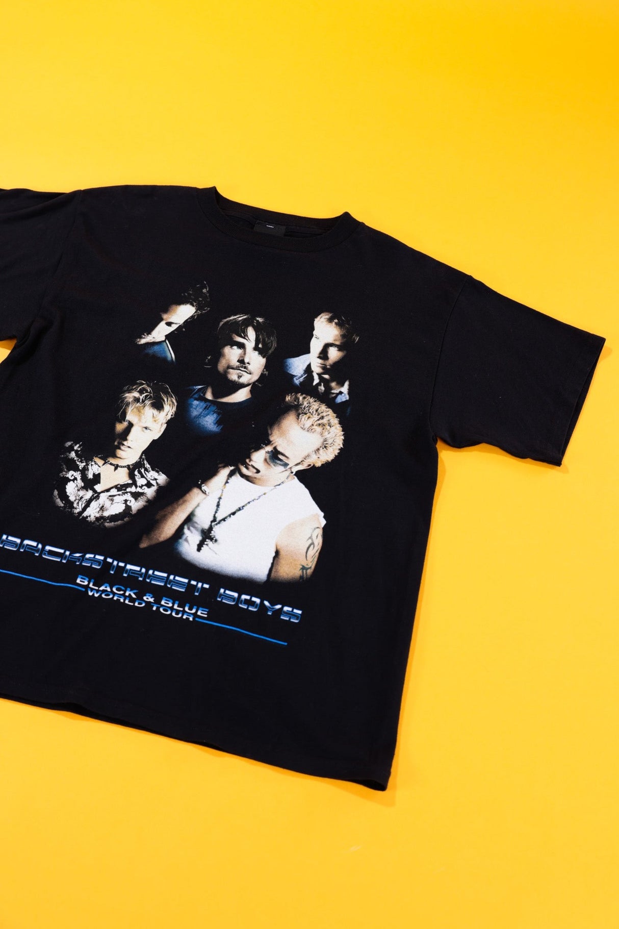 Vintage 2001 Backstreet Boys Black and Blue Tour T-shirt