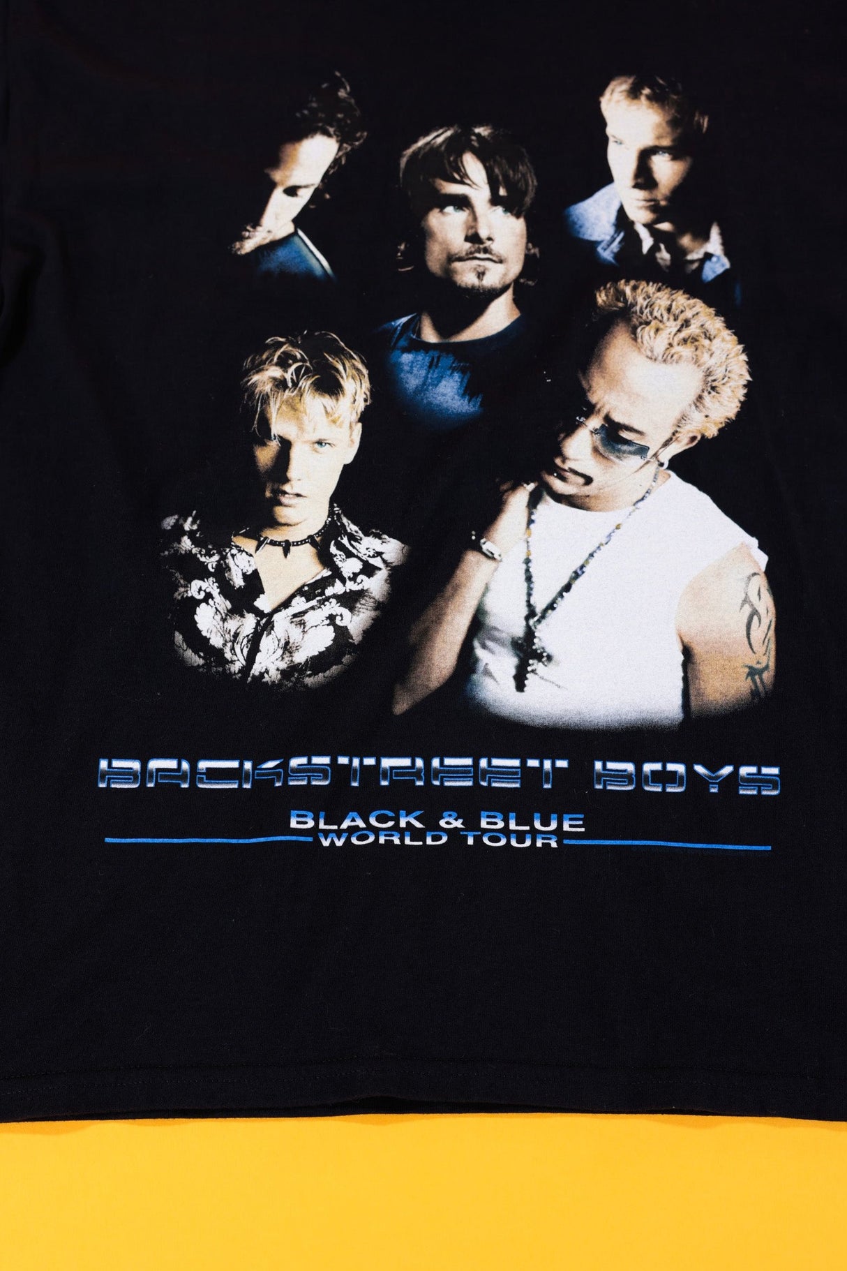 Vintage 2001 Backstreet Boys Black and Blue Tour T-shirt