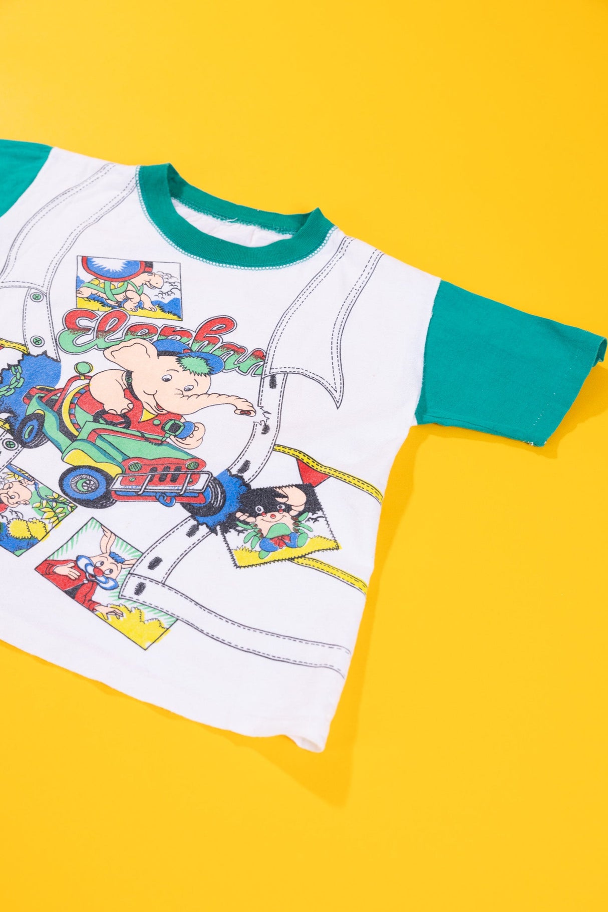 Vintage 90s Elephant T-shirt (Kids - XS)