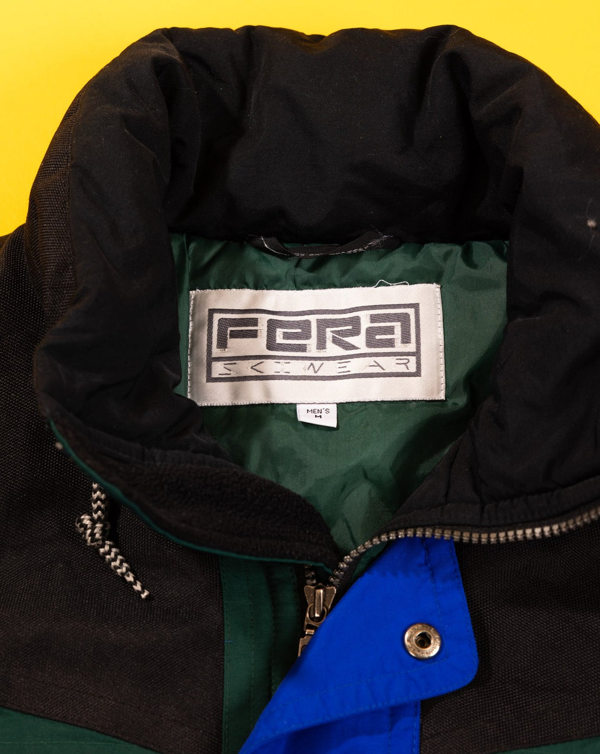 Vintage 80s Fera Skiwear Retro Puffer Jacket