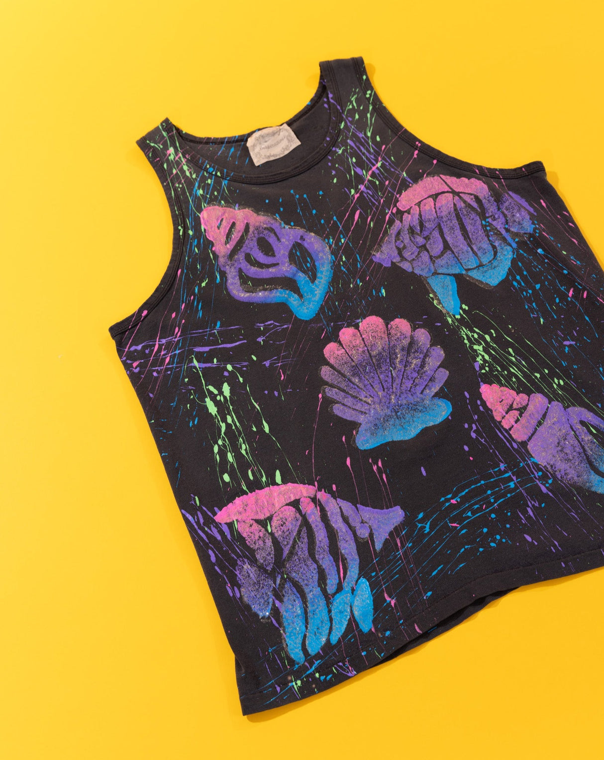 Vintage 80s Inspirations Seashell Tank Top