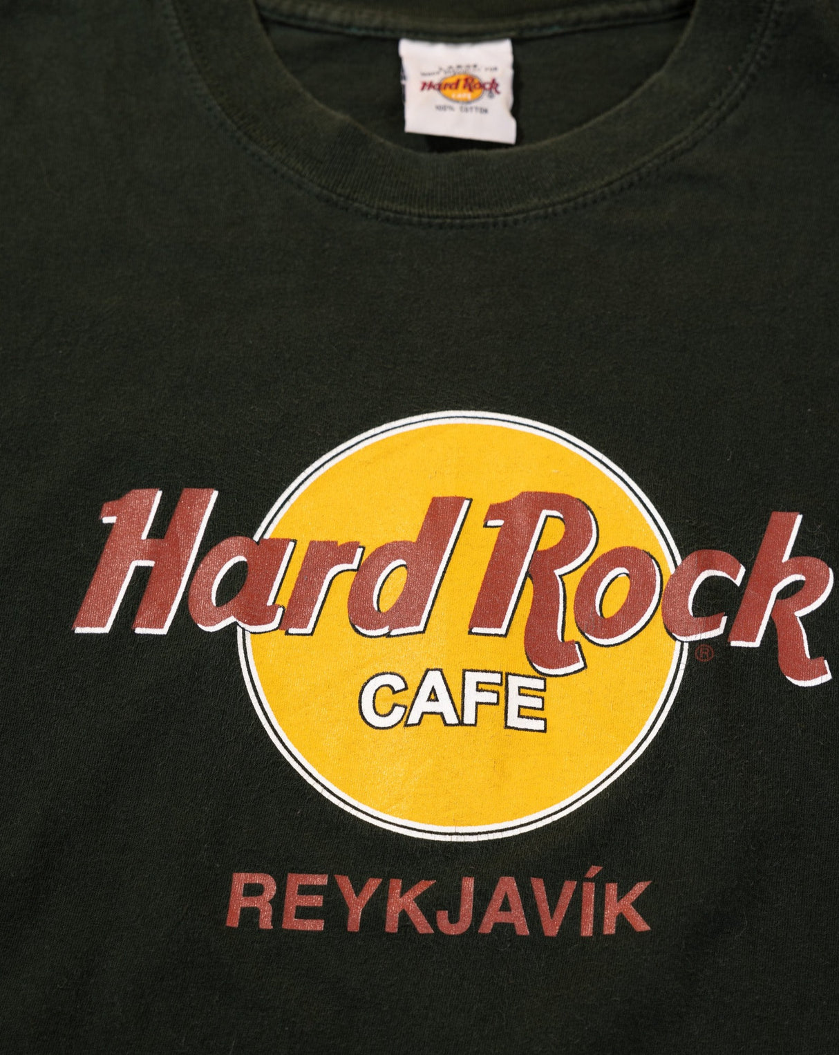 Vintage 90s Hard Rock Cafe Reykjavik Iceland T-shirt