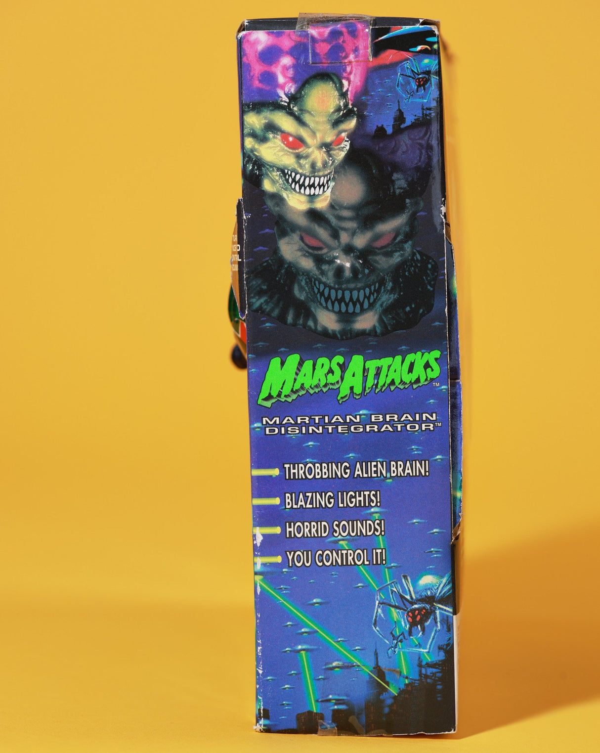 Vintage 1996 Mars Attacks Martian Brain Disintegrator Gun